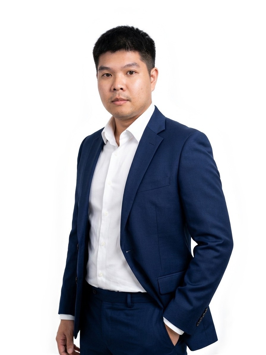 นายจิรพัฒน์ ทวีสุข